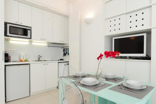 Appartement La Suite des Anges Res. Negresco Five stars Holiday House 1, Rue du Commandant Berretta Nice