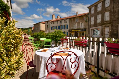 La Terrasse Saugues france