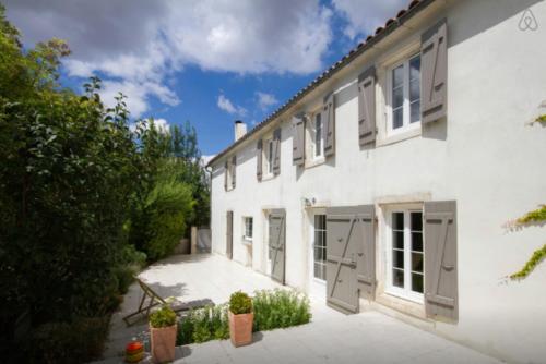 La Tonnelle Fleurie Chambres d'hôtes Sainte-Soulle france