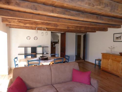 Appartement La Touisse FERME LA TOUISSE Enchastrayes
