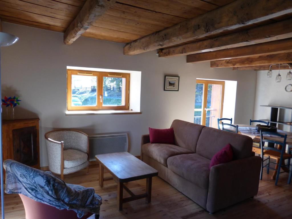 Appartement La Touisse FERME LA TOUISSE, 04400 Enchastrayes