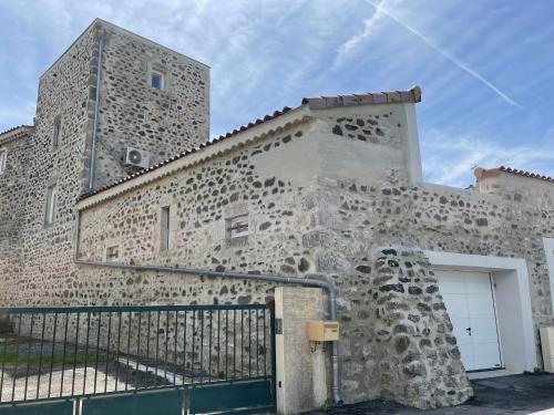 La Tour de l'Hirondelle Lussas france