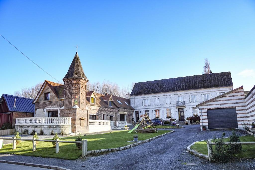 Maison de vacances La Tourelle - Gîte de charme entre Arras et Albert 23 RUE DE BIENVILLERS AU BOIS, 62111 Souastre