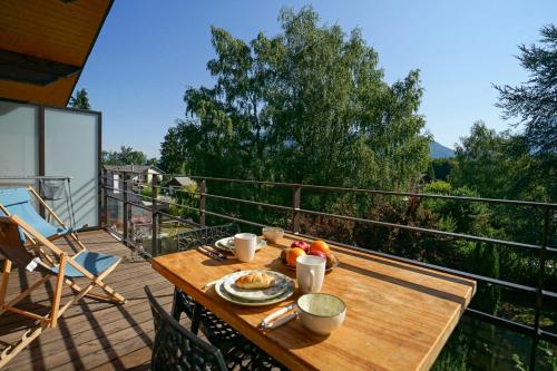 Appartement La Tournette superb quiet apartment 300 meters from the lake 79 impasse du brouillet Sévrier