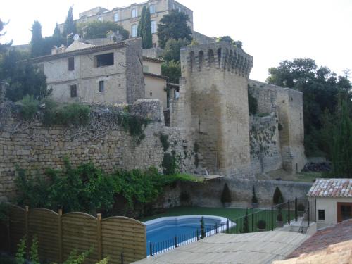 Maison d'hôtes La Treille et L'Impasse Boulevard des Platanes Ansouis