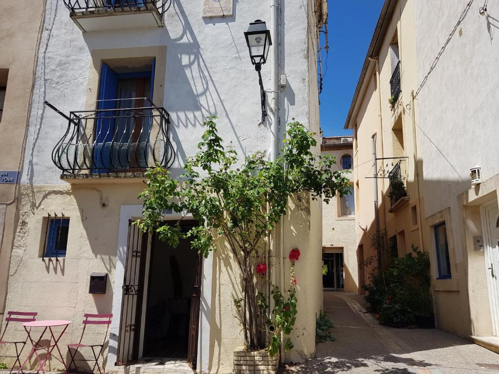 Maison de vacances La Trémière, maison de village, sauna, vue garrigue 2 Rue du Four, 34140 Bouzigues