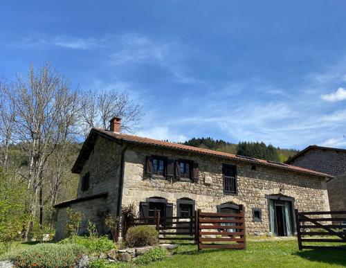 B&B / Chambre d'hôtes La Vaisse 372 Chemin de la Vaisse 63600 Ambert Ambert