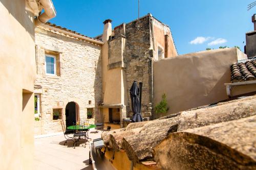 La Vermeillade Maxi-Jacuzzi & Terrasse privés à 7 mn de Sommières Congéniès france