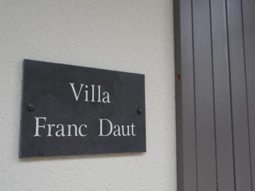 La Villa a Chateau Franc-Daut Sleeps 6 Saint-Magne-de-Castillon france