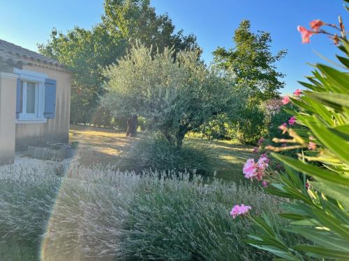 Maison de vacances La Villa de l'Aygues 19 rue louis joseph gay lussac Camaret-sur-Aigues