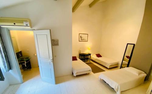 B&B / Chambre d'hôtes La Villa Eugénie 6 Rue du 24 Février Lézignan-Corbières