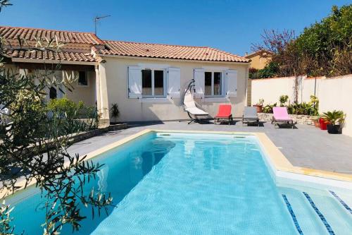 La Villa Piscine paradis Saint-Félix-de-Lodez france