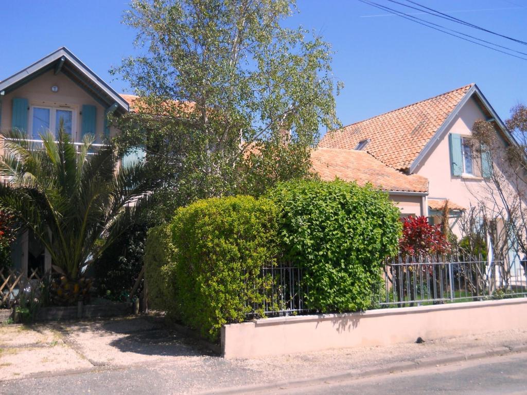 Maison d'hôtes La Villa Vert Marine 15 rue Flandres Dunkerque, 17340 Châtelaillon-Plage