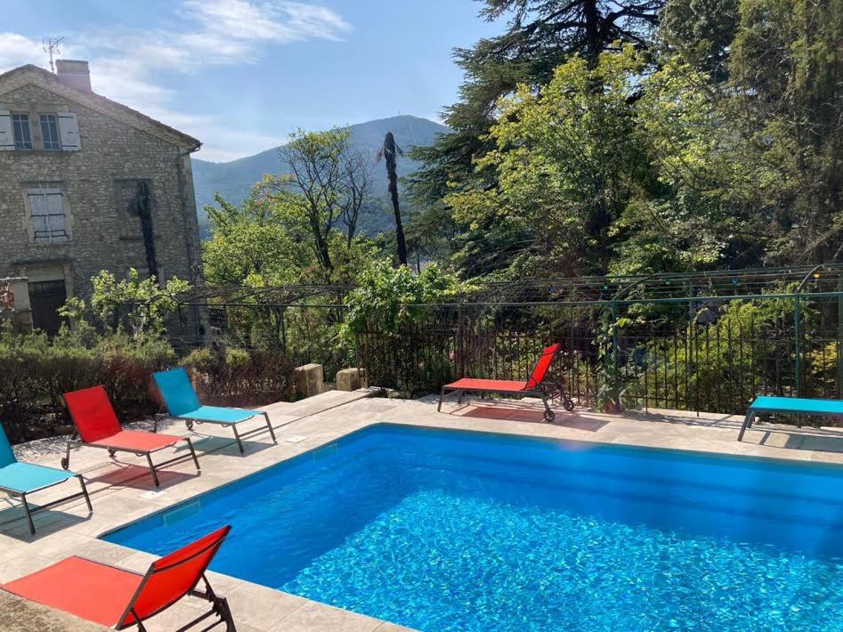 B&B / Chambre d'hôtes La Viste - 4 SAISONS - Piscine Chauffée Toute l'année - SPA-JACUZZI - MASSAGE- SAUNA - Heated POOL - 800m City Centre 24 Route de Montélimar, 26110 Nyons