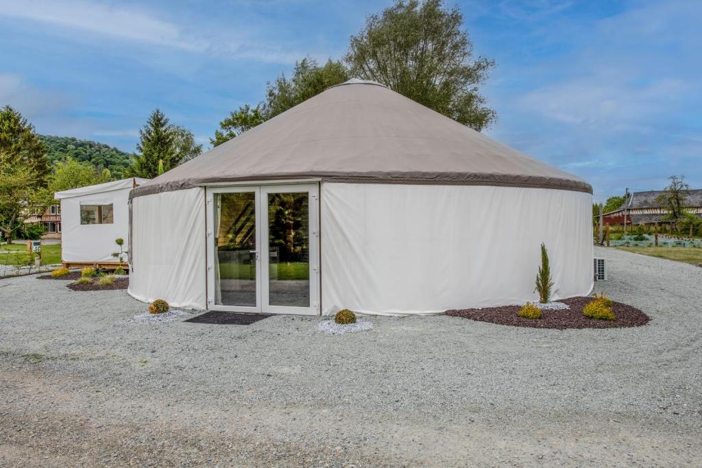 Maison de vacances La Yourte de Jumièges - séjour insolite avec jacuzzi 2699 route du Conihout, 76480 Jumièges