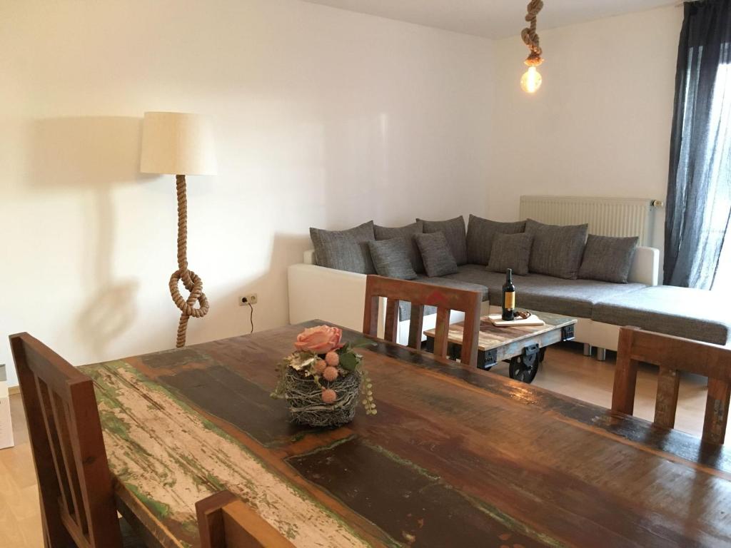 Appartement Lachmoewe Am Hafen 2, 23769 Orth