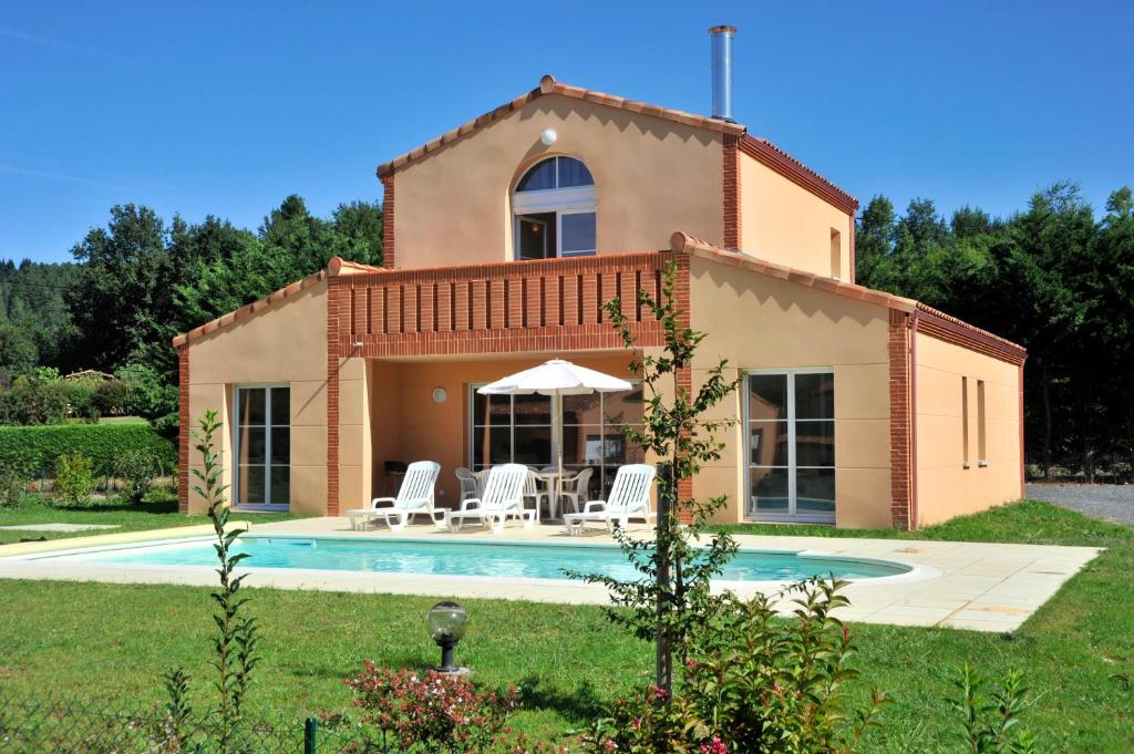 Villas Lagrange Vacances - Royal Green Avenue Du Golf, 81660 Pont-de-Larn