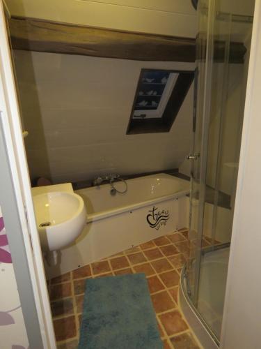 B&B / Chambre d'hôtes Lalot 5 Rte de Luzeret Oulches