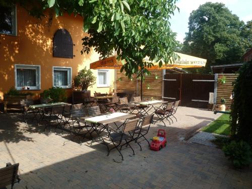 Auberge Landgasthof Deinert Genthiner Str.45 Parchen