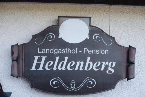 Auberge Landgasthof Heldenberg Am Heldenberg 1+2 Nenningen