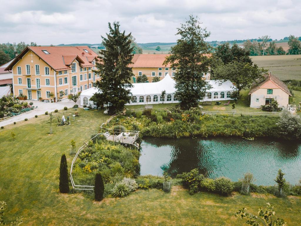 Appart'hôtel Landgut zur Mühle Wasentegernbach 18 1.OG, 84405 Dorfen