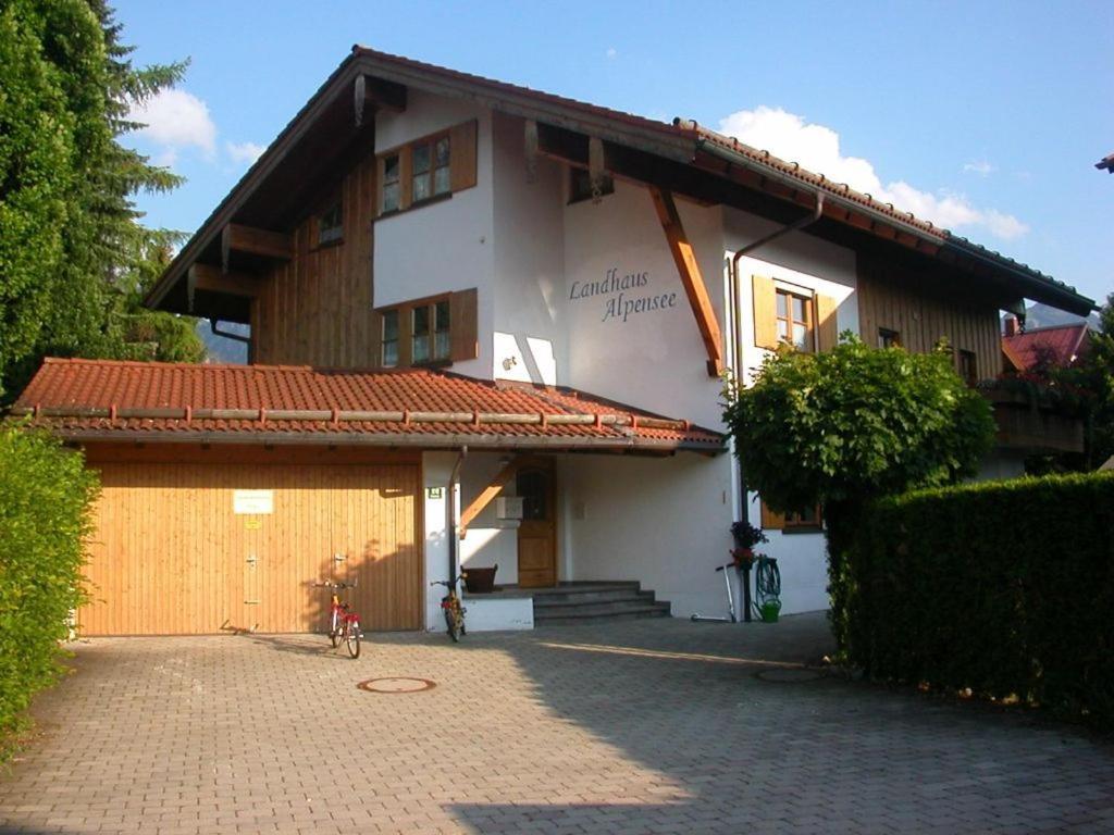 Appartements Landhaus Alpensee Trettachstr. 12, 87561 Oberstdorf
