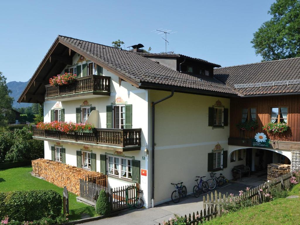 Hôtel Landhaus Benediktenhof Alpenbadstr. 16, 83646 Bad Tölz