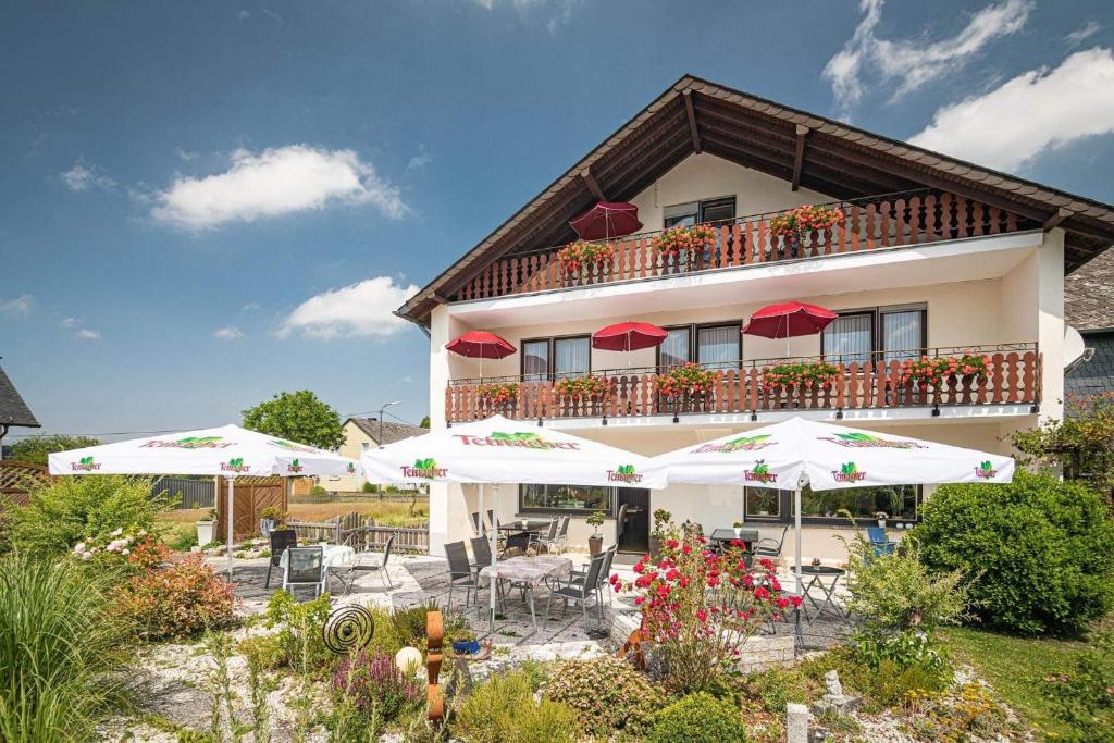 Maison d'hôtes Landhaus Heimisch Bed & Breakfast Gartenfeldstraße 15, 54413 Geisfeld