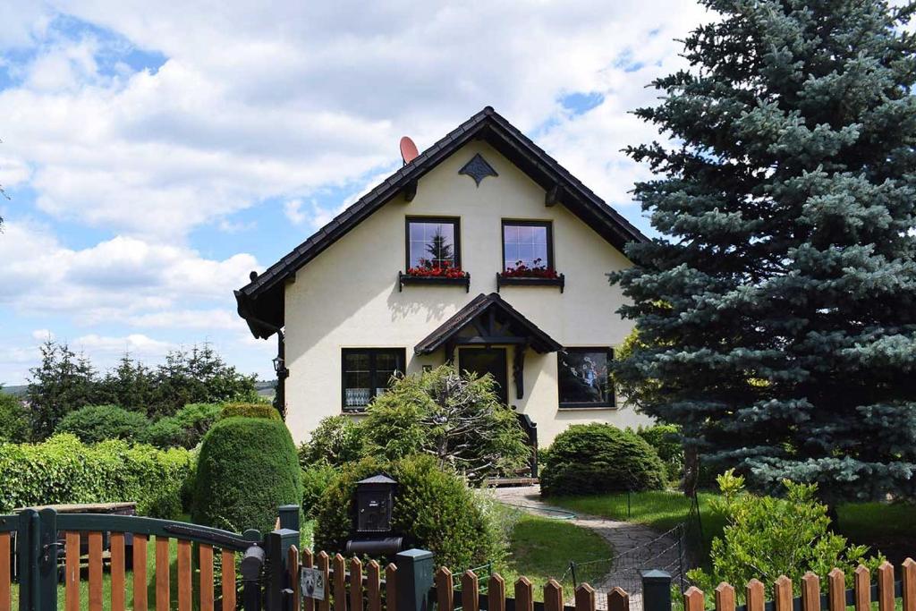 Appartement Landhaus Kühn Hecke 19, 36433 Bad Salzungen