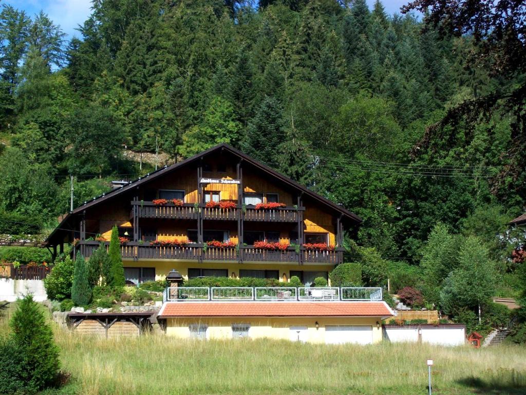Maison d'hôtes Landhaus Schwaben Forstweg 2, 72270 Schönmünzach