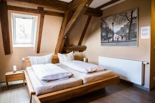 Hôtel Landhotel im Hexenwinkel Schweizerstr. 10 Wiernsheim
