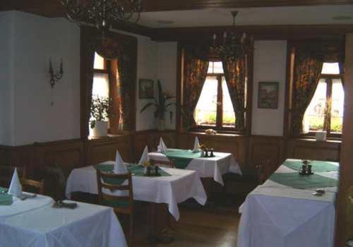 Maison d'hôtes Landhotel Krone Königsbacher Straße 2 Königsbach Stein