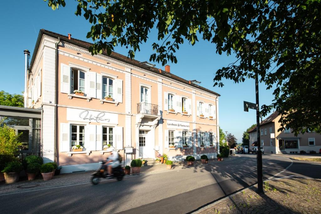 Hôtel Landhotel & Restaurant Walsers Bahnhofstrasse 34, 79588 Efringen-Kirchen