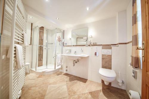 Hôtel Landhotel Voss im TalVital Winterbergerstr. 36 Saalhausen