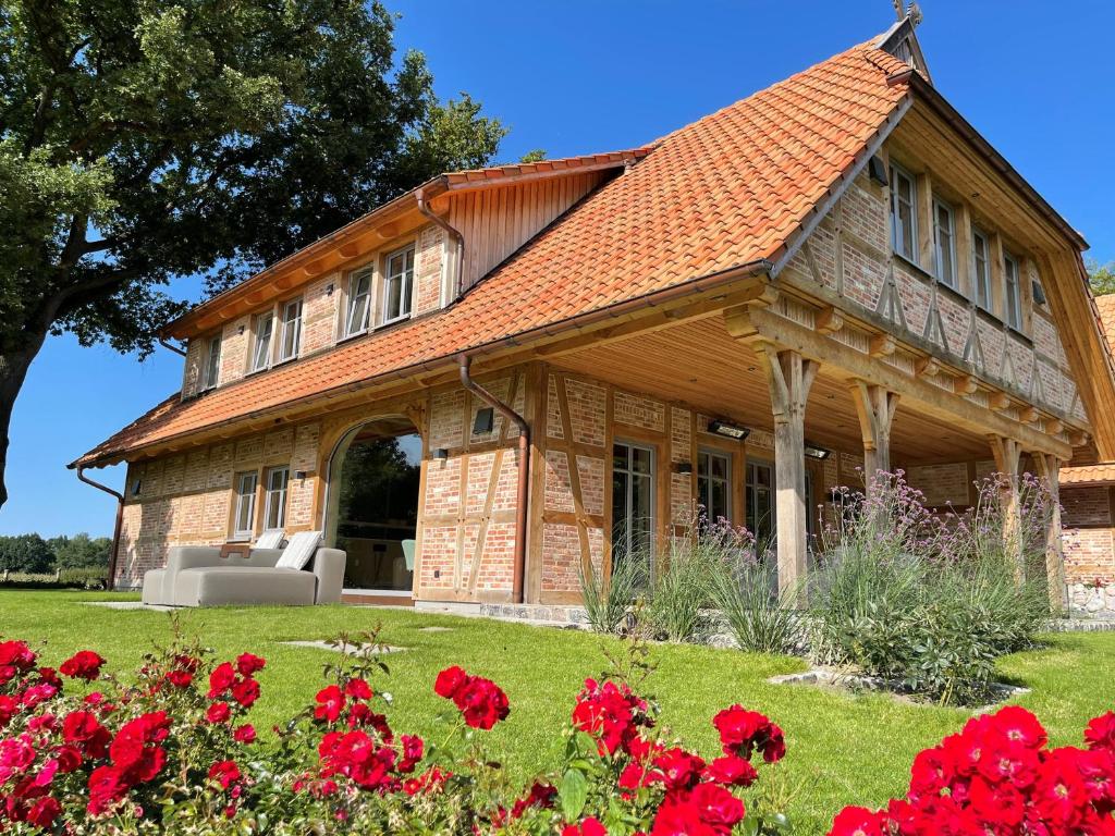 Villa Landhüüs Oeverdiek - Luxus am Golfplatz 2 B Oeverdieker Weg, 23669 Timmendorfer Strand