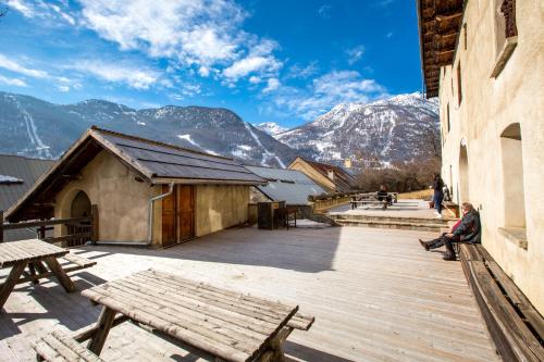 Hôtel Langley Hotel La Vieille Ferme 16 chemin des Crozes La Salle-Les-Alpes