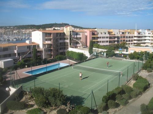 Appartement Languedoc Immobilier appartement studio loggia piscine tennis port - BRF153 Cap d'Agde Centre Port Le Cap d\'Agde