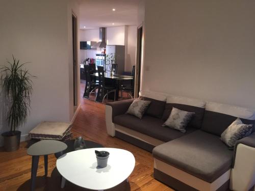 Appartement Le 64 MONTALIEU SEJOUR, Appartement 4 pers 64 Grande Rue Montalieu-Vercieu