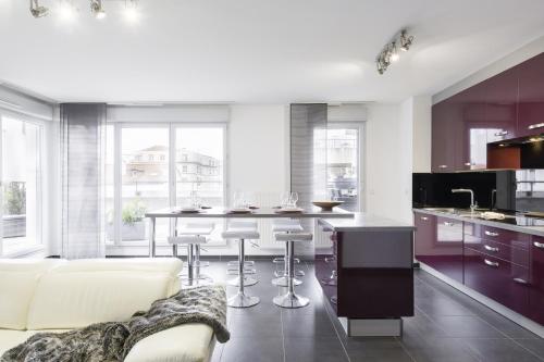 Appartement Le 7 de Coeur - Grand T4 avec balcon 22 rue de Gerland Lyon