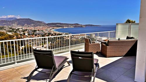 LE BAIE DES ANGES ROOFTOP Nice france