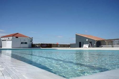 Appartement Le Barcarès - T2+MEZZ climatisé - Piscine et mer Avenue Dominica Le Barcarès