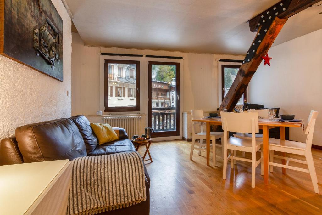 Appartement Le Bellevue 08 - Happy Rentals 274 Rue Charlet Straton, 74400 Chamonix-Mont-Blanc