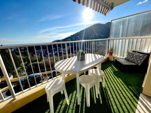 Appartement Le Best View, Climatisé vue mer panoramique, Parking gratuit 1853 Corniche des Serres de la Madone Menton