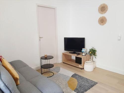 Appartement LE BILBAO, T2, centre-parking gratuit-terrasse 3 Rue Dauriac Tarbes