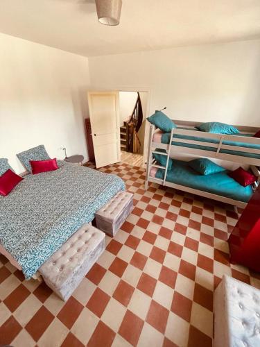 B&B / Chambre d'hôtes Le bistrot de l'écluse La Roussière La Roussiere