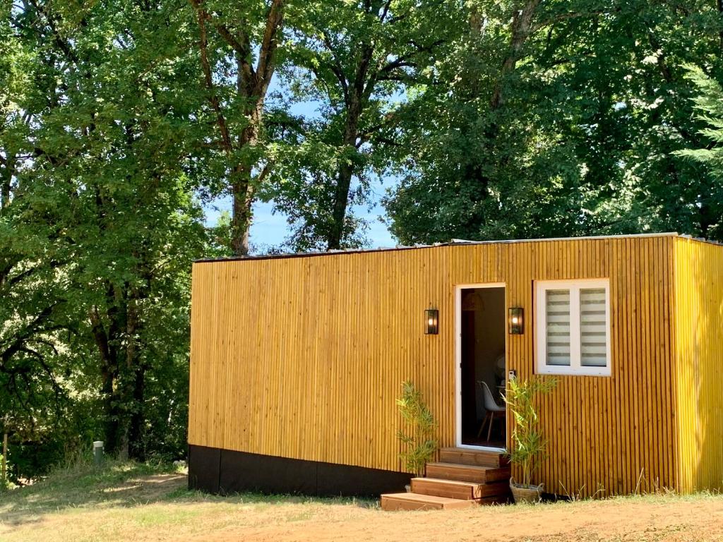 Maison de vacances Le bon cottage Bungalow cocooning Wooden deck lieu dit simon \, 24250 Cénac-et-Saint-Julien