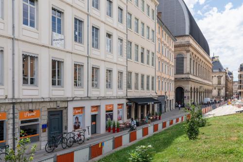 Le Central RHÔNE Contemporain 1 par APPARTHOTEL Lyon france