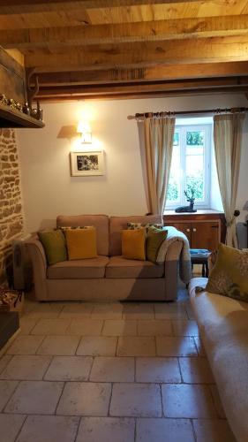 Le Cerisier Holiday Cottage Champsecret france