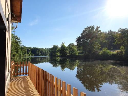 Le Chalet du Moulin de Lapeyre Saint-Estèphe france