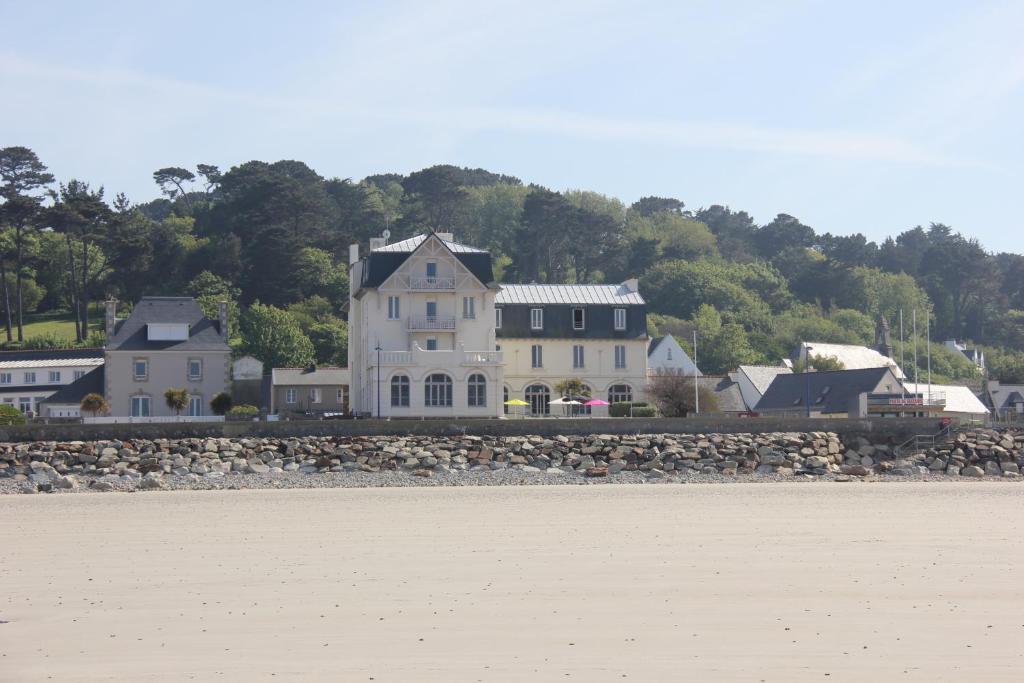 Appart'hôtel Le Château de Sable 11 Promenade de la Méloine, 29630 Plougasnou